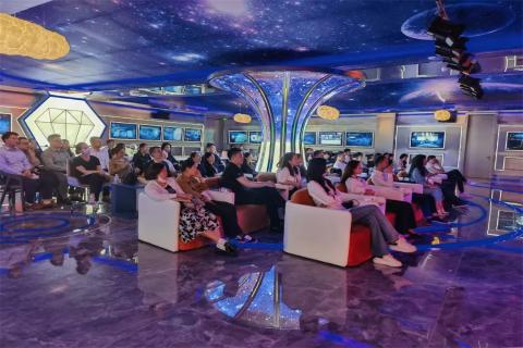 探访培育钻石，为高科技赋能！高德娱乐团队赴科微之星观摩学习